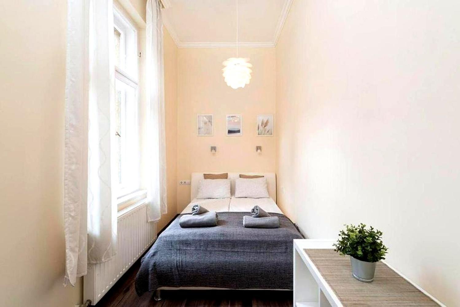 Vaci Street - Location In Budapest, Steps From The Danube Budapest